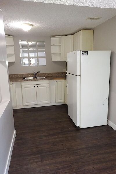 Calgary 2 bedrooms Basement for rent. Property photo: 539479-2