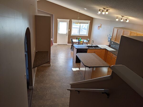 Edmonton 3 bedrooms House for rent. Property photo: 539716-3