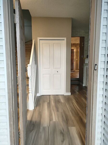 Calgary 3 bedrooms Townhouse for rent. Property photo: 539822-2