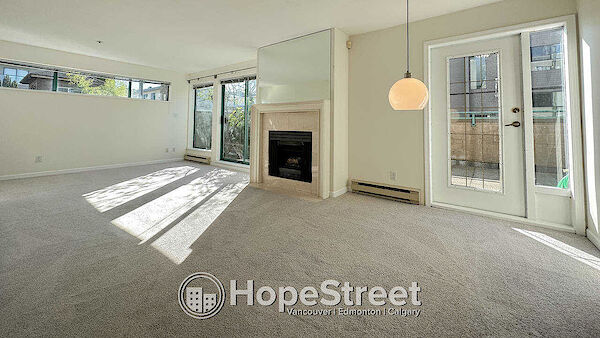 Vancouver 2 bedrooms Condo Unit for rent. Property photo: 540791-2