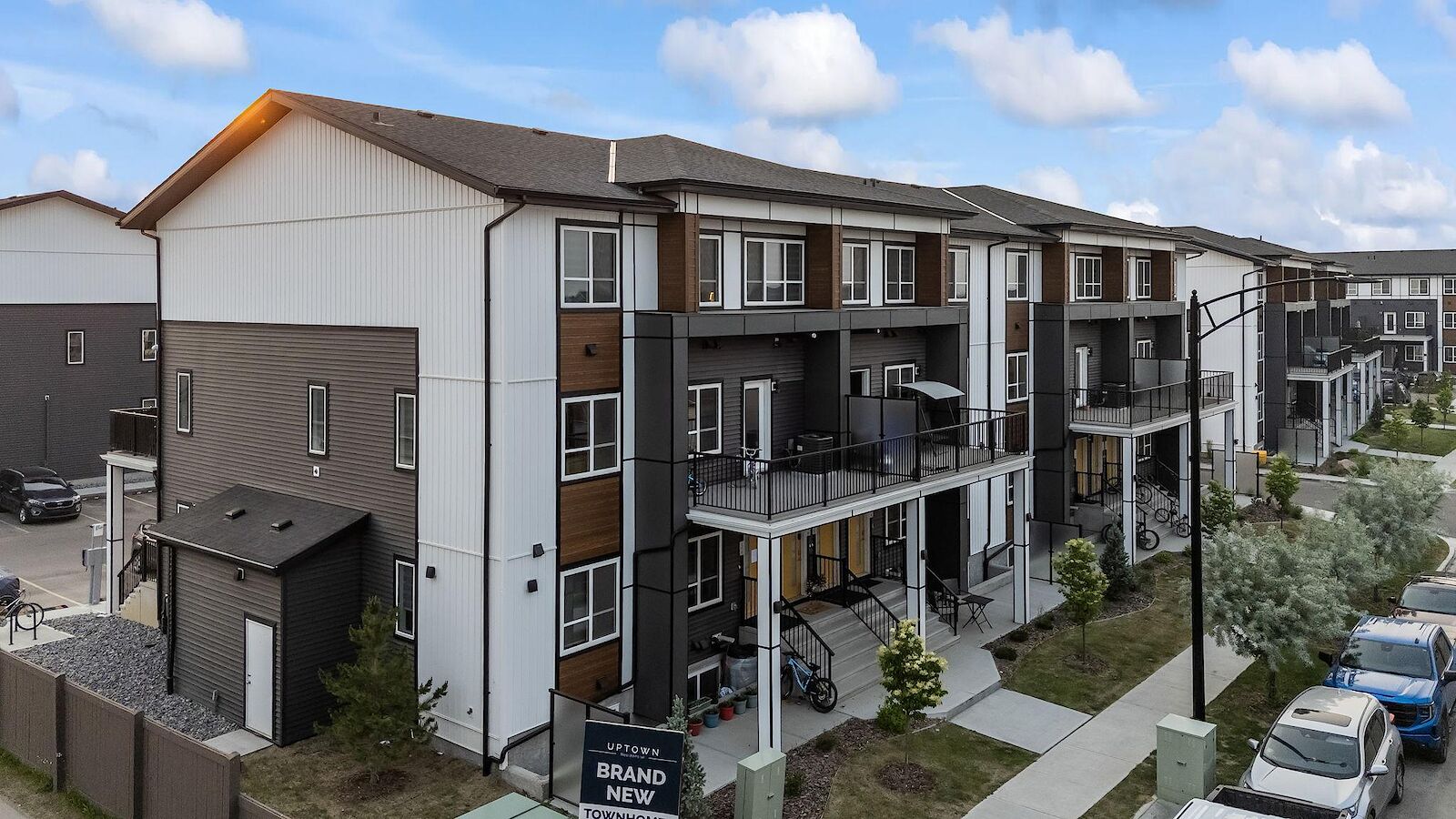 Edmonton 2 bedrooms Townhouse for rent. Property photo: 540915-1