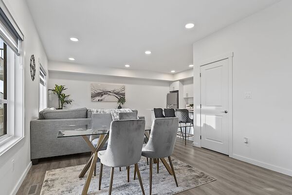 Edmonton 2 bedrooms Townhouse for rent. Property photo: 540915-2