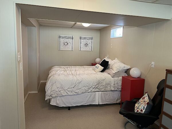 Calgary 1 bedroom Room For Rent for rent. Property photo: 541050-2
