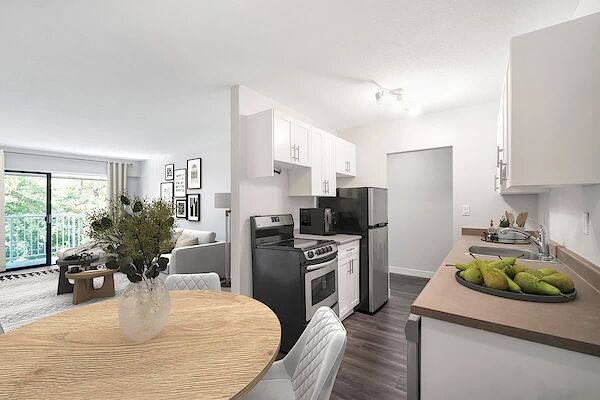 Lynn+Gary+Apartments+-+Dining+Space New Westminster 1 bedrooms Apartment for rent. Property photo: 541152-2