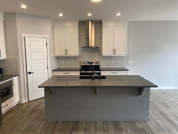 Calgary 4 bedrooms House for rent. Property photo: 541376-3