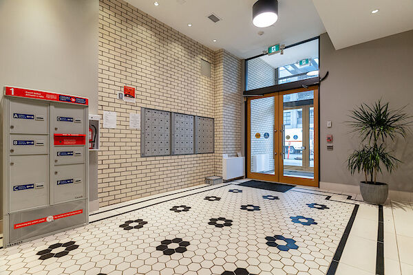 Vancouver 2 bedrooms Apartment for rent. Property photo: 541406-2