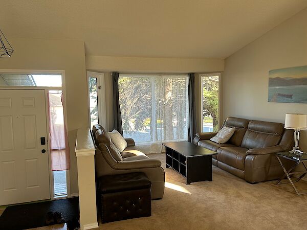 Calgary 5 bedrooms House for rent. Property photo: 541620-3