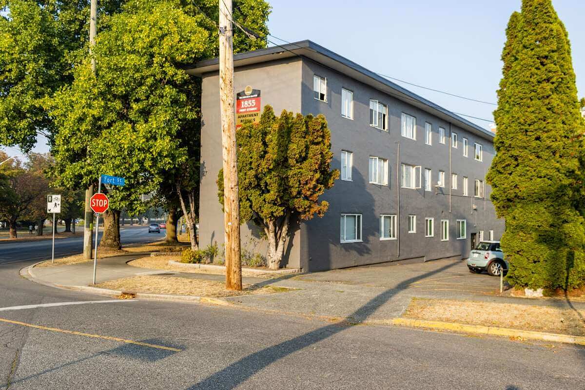 Island+Manor+Apartments Victoria 1 bedroom Apartment for rent. Property photo: 541637-1