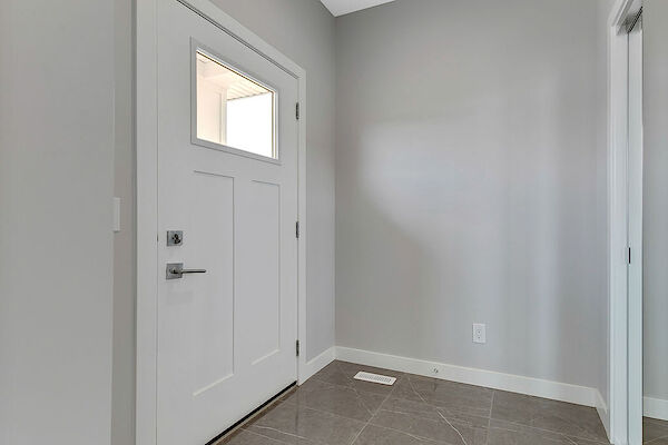 Calgary 3 bedrooms Duplex for rent. Property photo: 542753-2