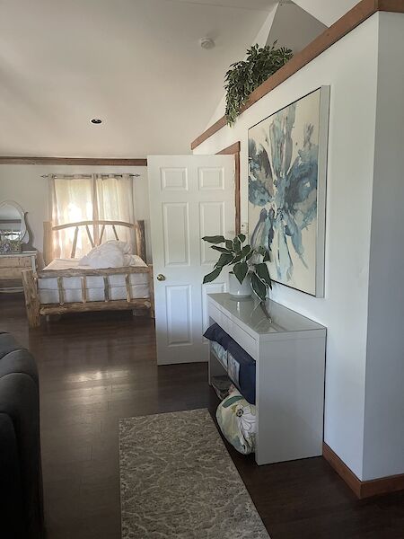Aldersyde studio House for rent. Property photo: 544680-3