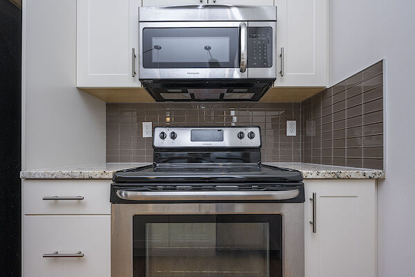 Calgary 2 bedrooms Condo Unit for rent. Property photo: 544991-3