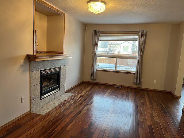 Calgary 3 bedrooms House for rent. Property photo: 545267-2