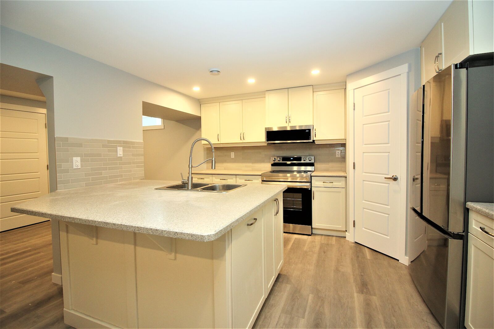 Leduc 2 bedrooms Basement for rent. Property photo: 547271-1