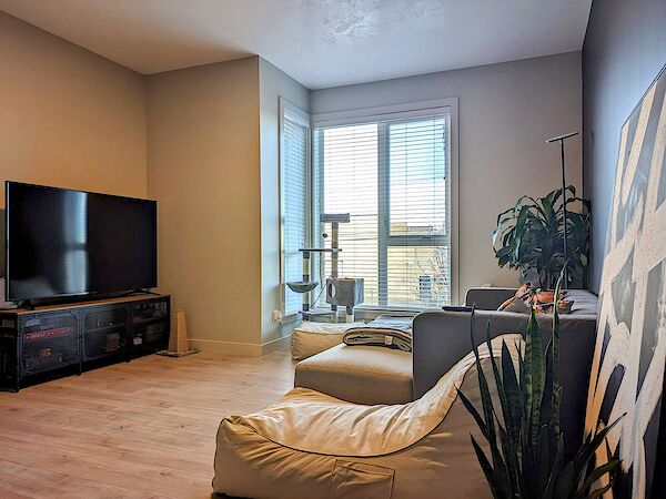 Calgary 2 + Den bedrooms Townhouse for rent. Property photo: 547397-3