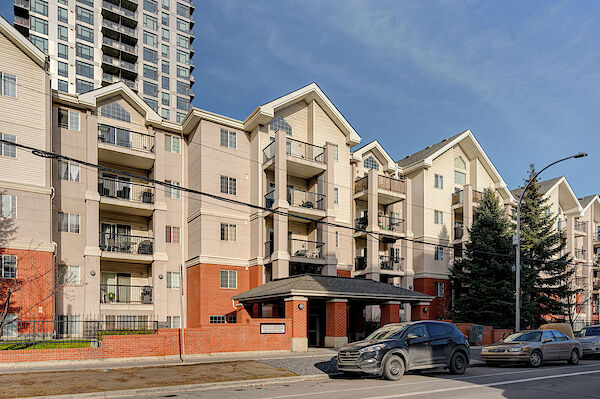 Calgary 2 bedrooms Condo Unit for rent. Property photo: 548485-2