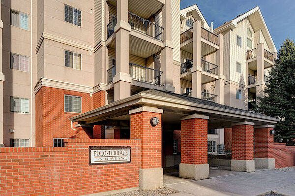 Calgary 2 bedrooms Condo Unit for rent. Property photo: 548485-3