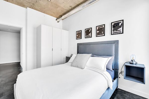 Calgary 2 bedrooms Condo Unit for rent. Property photo: 548495-3