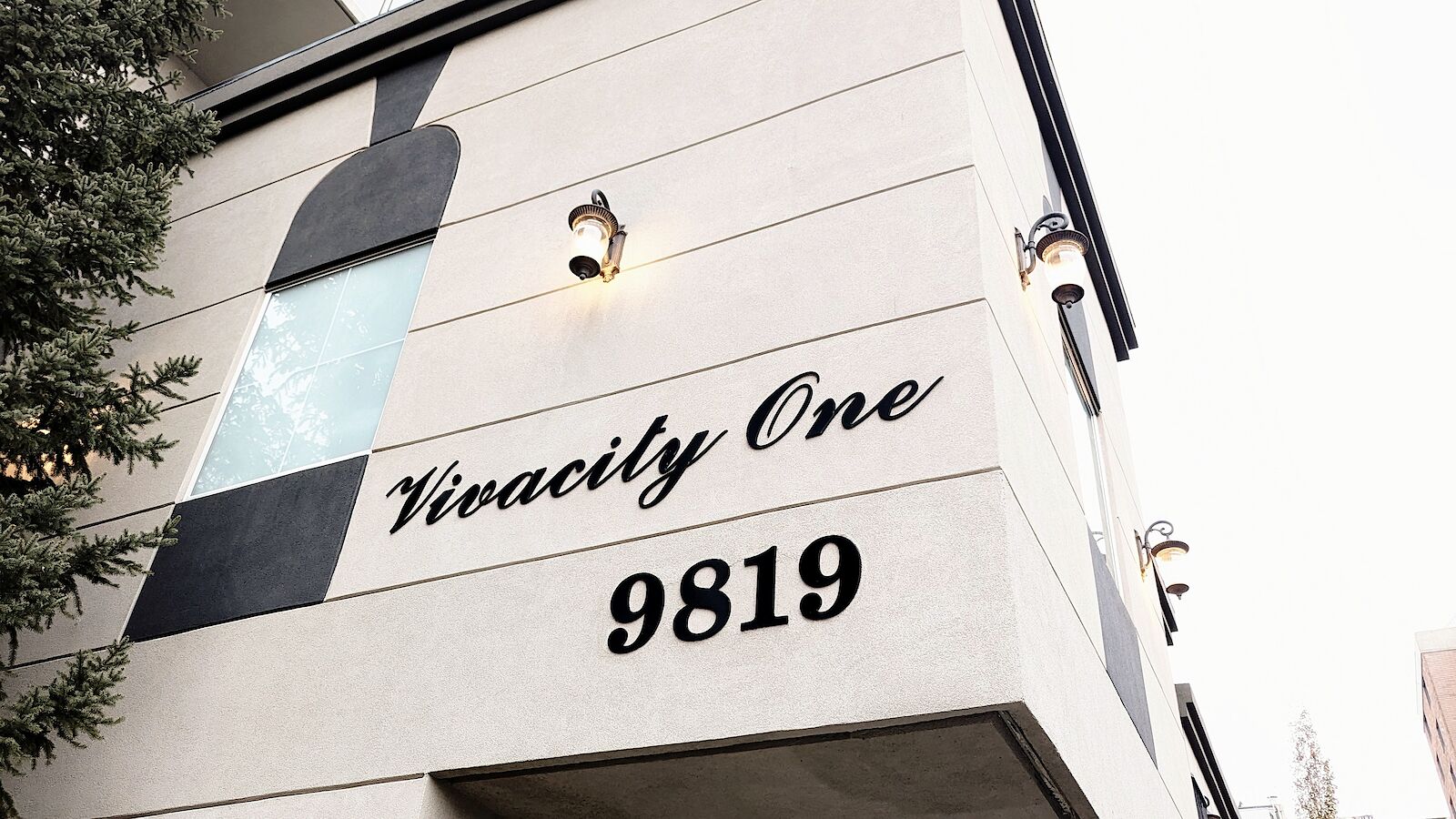 Edmonton 2 bedrooms Condo Unit for rent. Property photo: 548819-1
