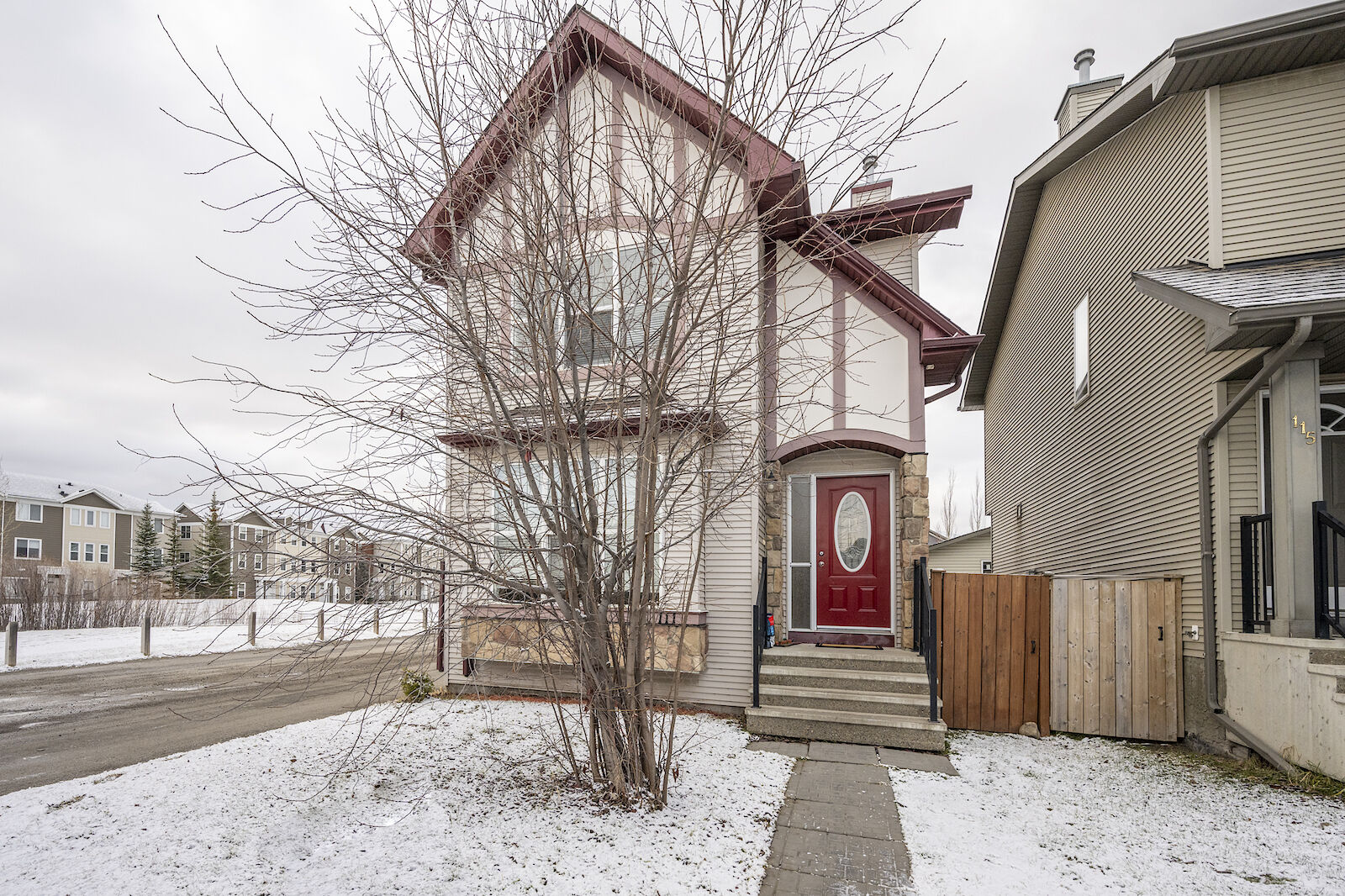 Calgary 3 bedrooms House for rent. Property photo: 548868-1