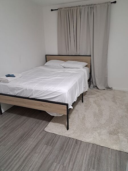 Calgary 3 + Den bedrooms Townhouse for rent. Property photo: 548914-2