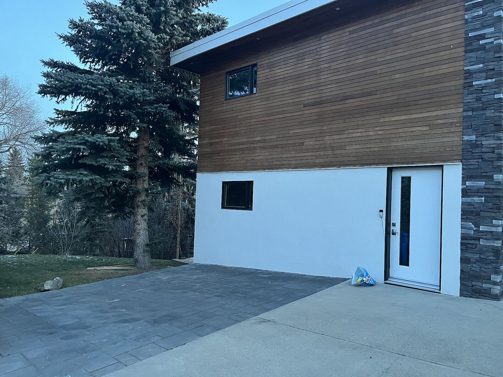 Calgary 1 bedroom Condo Unit for rent. Property photo: 549695-1