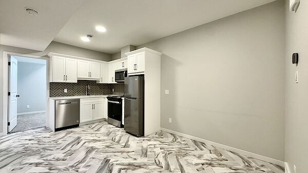 Calgary 2 bedrooms Basement for rent. Property photo: 551119-3
