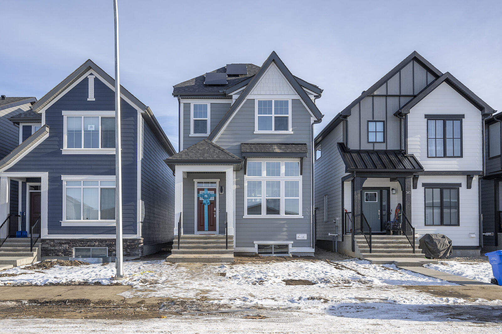 Calgary 3 bedrooms Main Floor for rent. Property photo: 552179-1