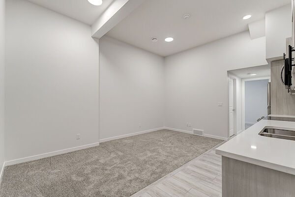 Calgary 2 bedrooms Basement for rent. Property photo: 552732-3