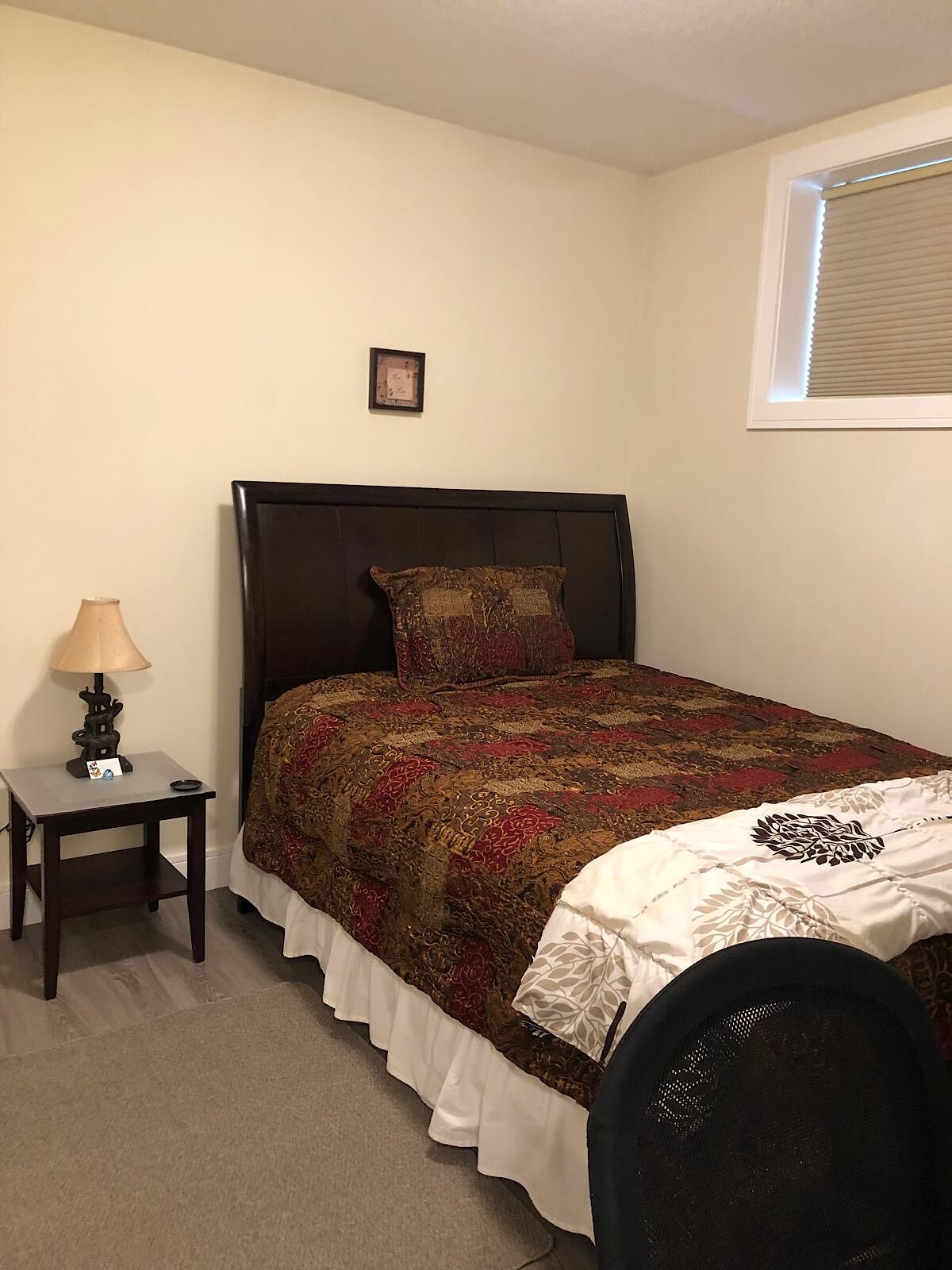 Calgary 1 bedroom Room For Rent for rent. Property photo: 553978-1