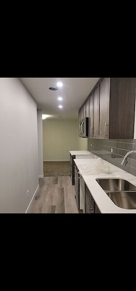 Calgary 1 bedroom Basement for rent. Property photo: 554843-3