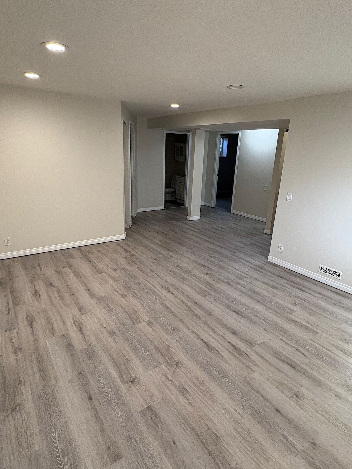 Calgary 1 bedroom Basement for rent. Property photo: 55568-1