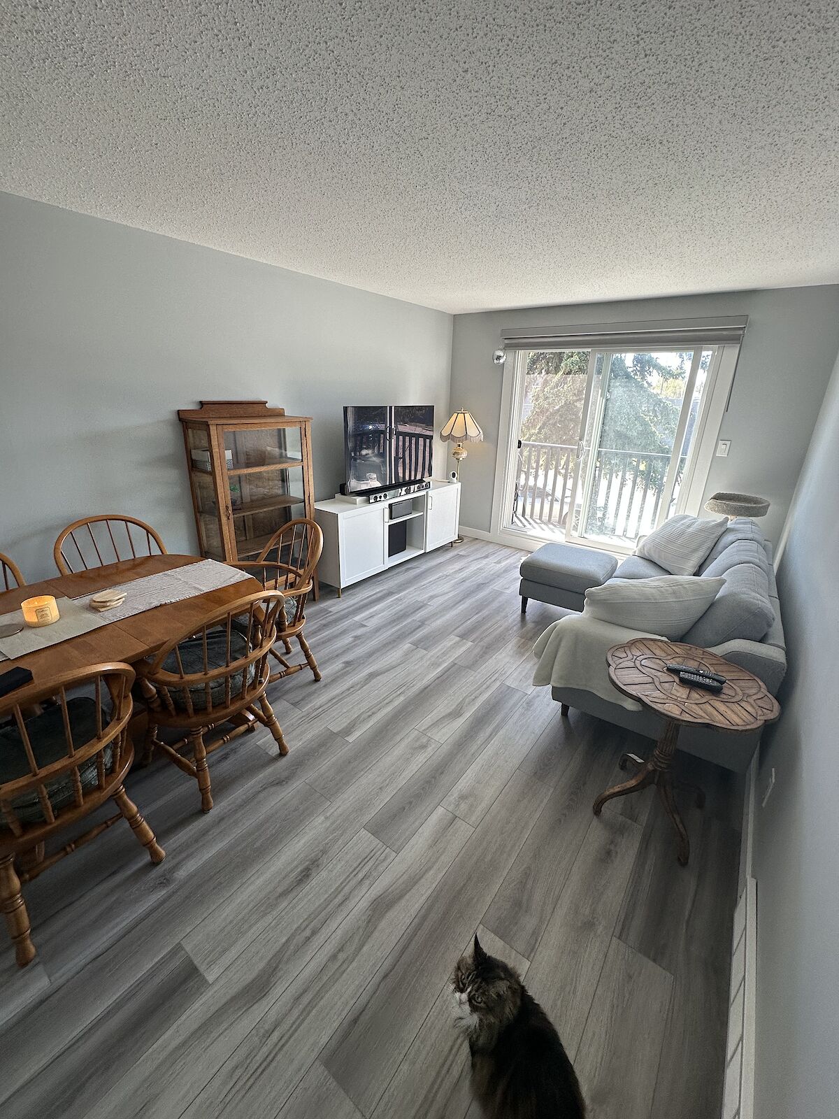 Calgary 2 bedrooms Duplex for rent. Property photo: 555885-1