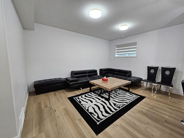 Edmonton 2 bedrooms Basement for rent. Property photo: 556060-3