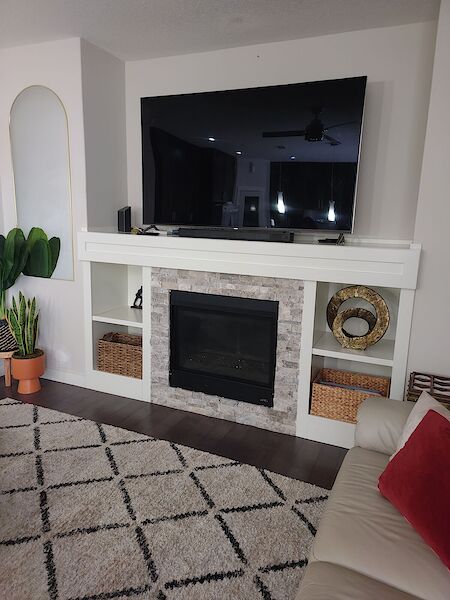 Airdrie 3 + Den bedrooms Main Floor for rent. Property photo: 557215-2