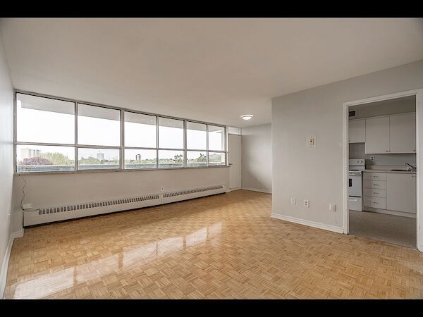 Toronto 1 bedrooms Apartment for rent. Property photo: 557358-3