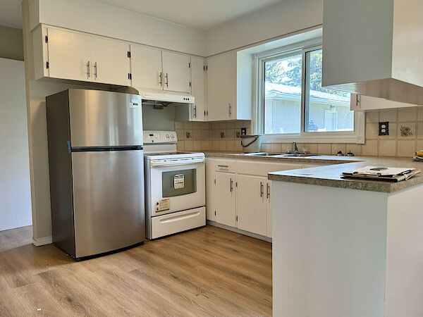 Calgary 5 bedrooms House for rent. Property photo: 558686-2