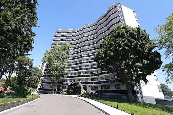 Toronto 3 bedrooms Apartment for rent. Property photo: 558980-3