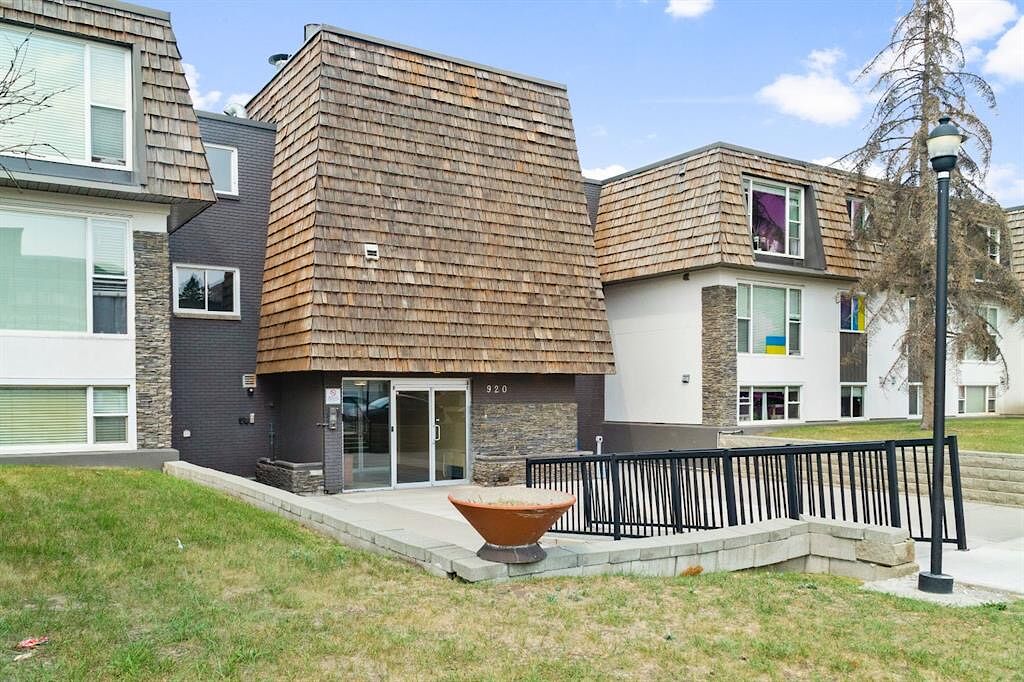 Calgary 1 bedroom Condo Unit for rent. Property photo: 559637-1