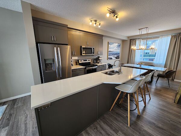 Edmonton 3 bedrooms Townhouse for rent. Property photo: 559882-3