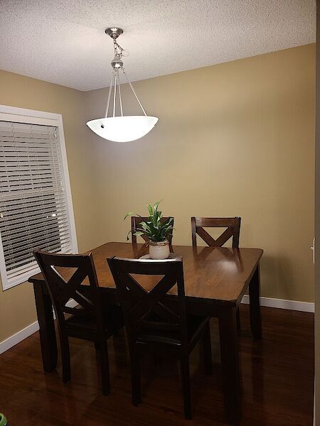 Edmonton 3 bedrooms Townhouse for rent. Property photo: 560178-2