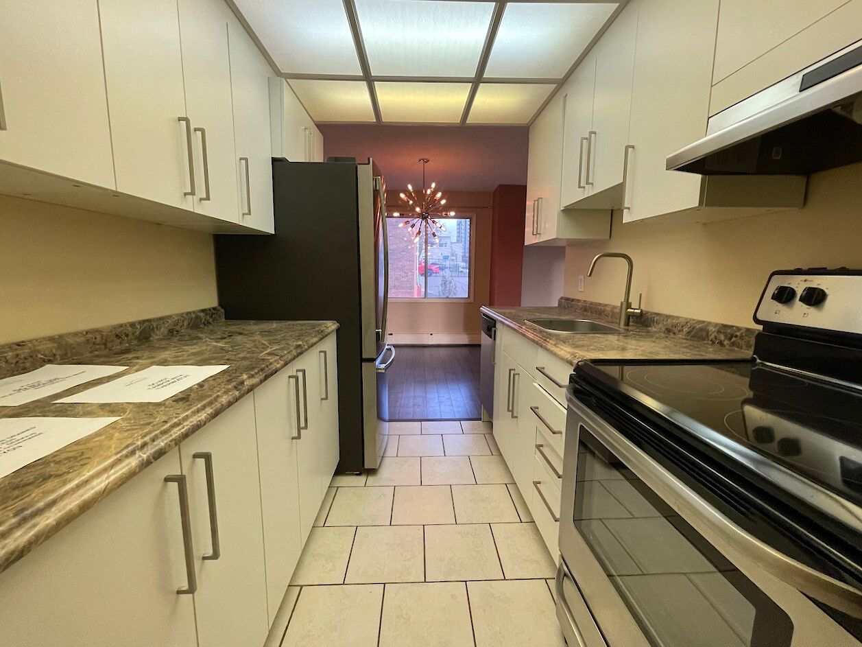 Edmonton 1 bedroom Condo Unit for rent. Property photo: 560290-1
