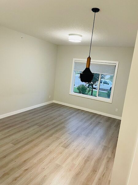 Calgary 2 bedrooms Condo Unit for rent. Property photo: 560591-3