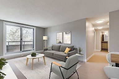 Toronto 1 bedroom Apartment for rent. Property photo: 560910-3