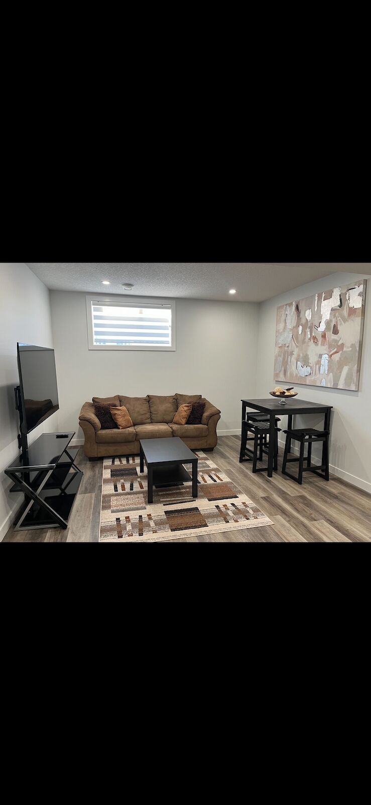 Calgary 2 bedrooms Basement for rent. Property photo: 561654-1