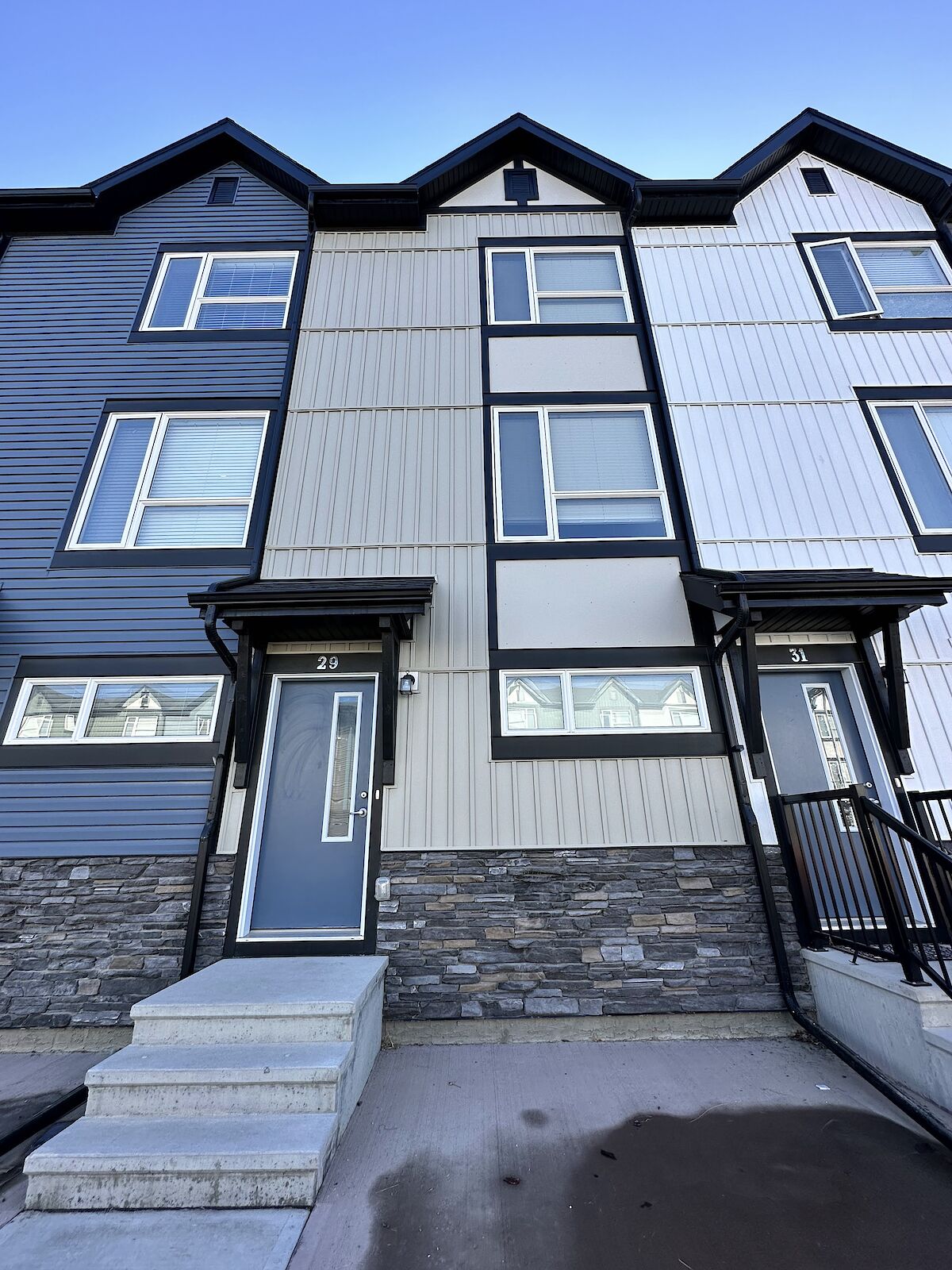 Calgary 2 + Den bedrooms Townhouse for rent. Property photo: 561917-1