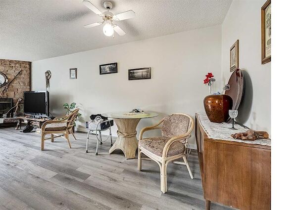 Calgary 3 bedrooms Main Floor for rent. Property photo: 562285-3