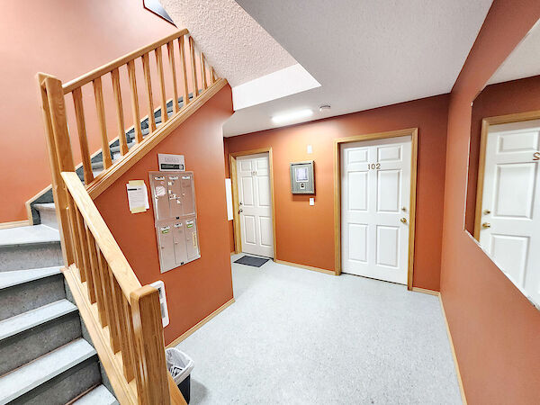 Calgary 1 bedroom Apartment for rent. Property photo: 562500-2