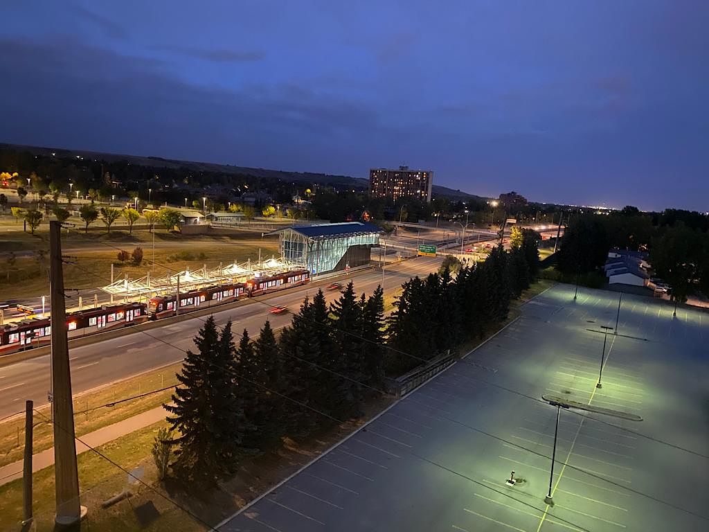 Calgary 1 bedroom Apartment for rent. Property photo: 56260-1