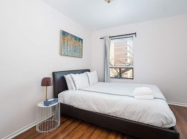 Toronto 2 bedrooms Apartment for rent. Property photo: 563195-3
