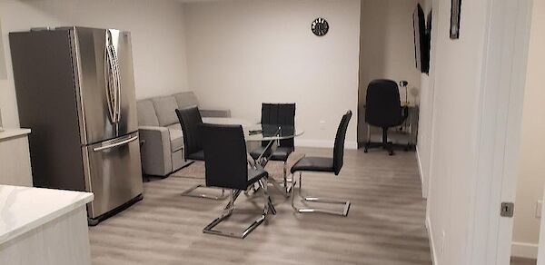 Airdrie 2 bedrooms Basement for rent. Property photo: 563639-3